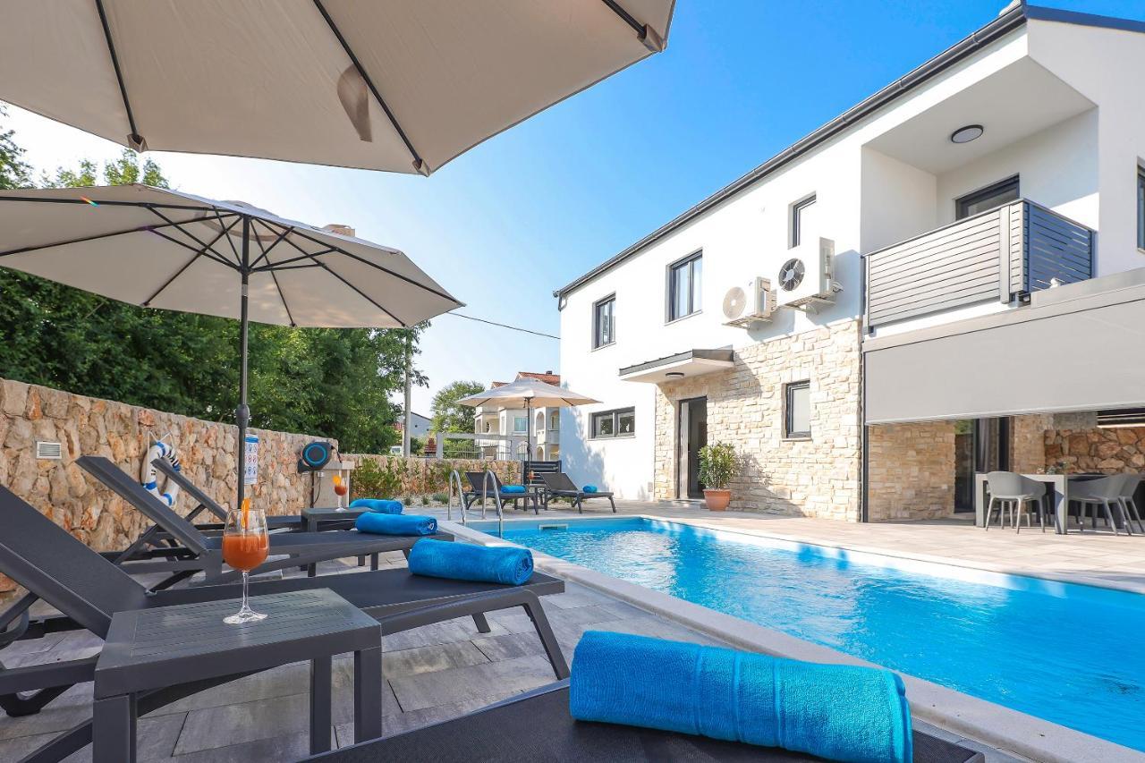 Villa Kaoru Brand New Villa With A Heated Swimming Pool Malinska Εξωτερικό φωτογραφία