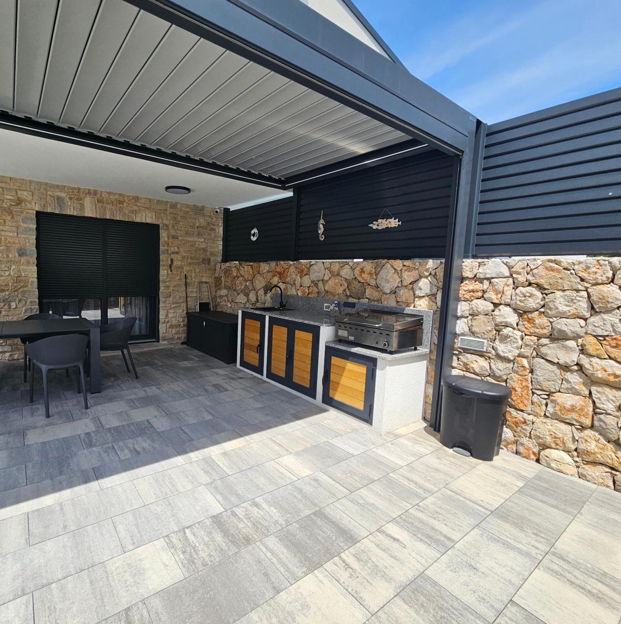 Villa Kaoru Brand New Villa With A Heated Swimming Pool Malinska Εξωτερικό φωτογραφία