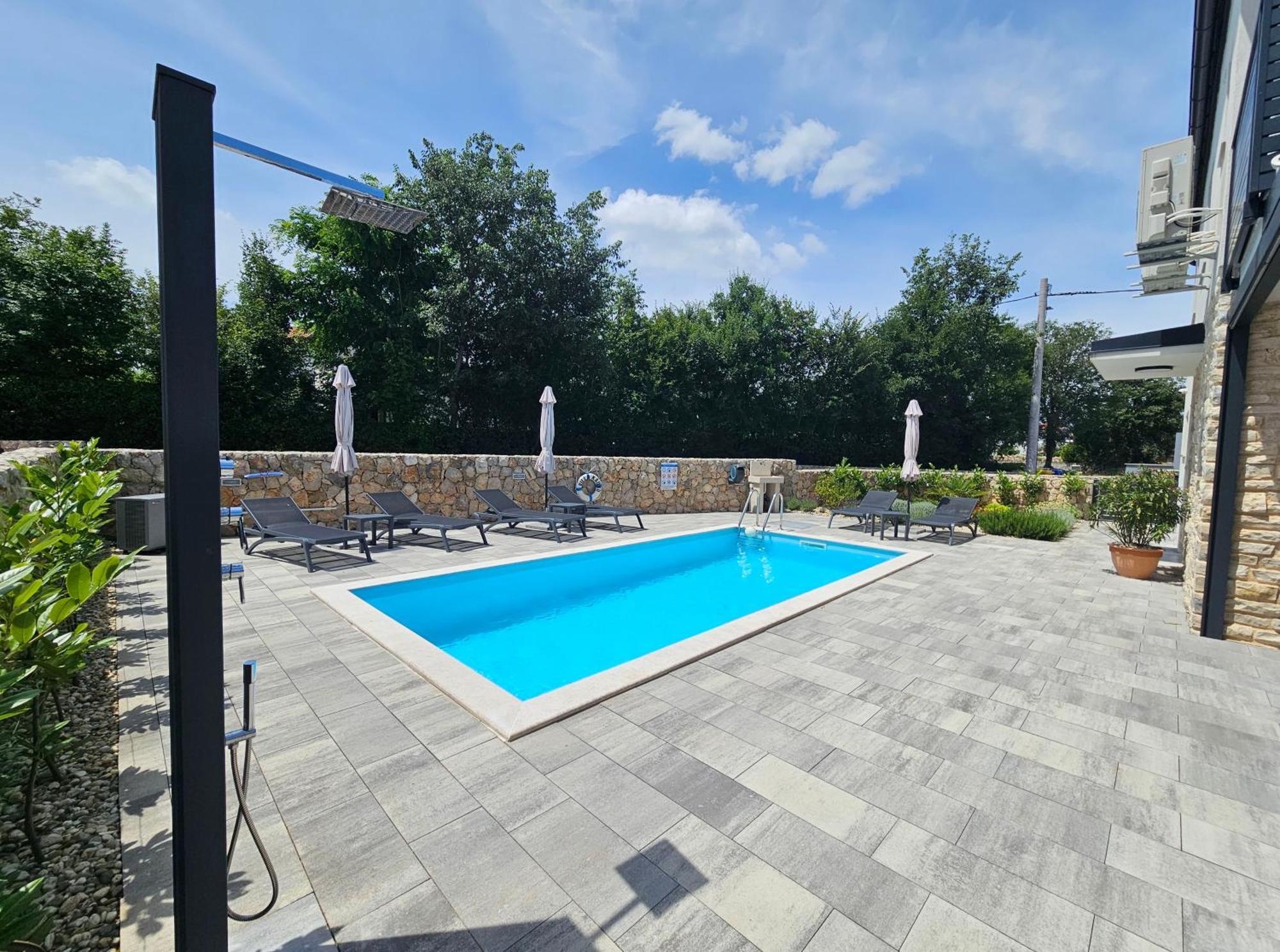 Villa Kaoru Brand New Villa With A Heated Swimming Pool Malinska Εξωτερικό φωτογραφία